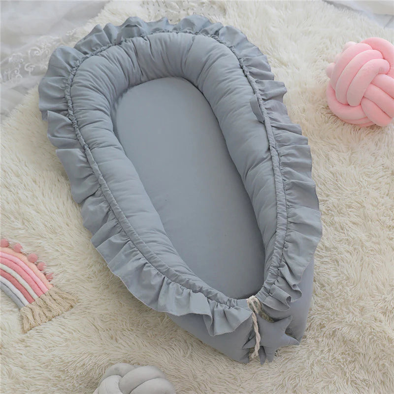 Ruffled Baby Nest for Newborn. Organic cotton  BabyNest